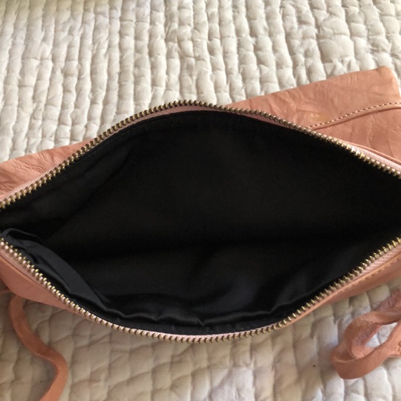 Dusk Pink Vegan Leather Wristlet - Picture 6 of 8